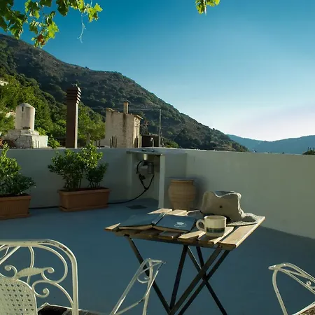 Apartment Feneri- Cozy 20' From